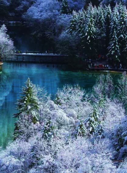 ทัวร์จีน 6 วัน 4 คืน เฉิงยตู อุทยานแห่งชาติจิ่วจ้ายโกว อุทยานสวรรค์ภูผาหิมะการ์เซียต๋า สะพานโบราณ บิน FD